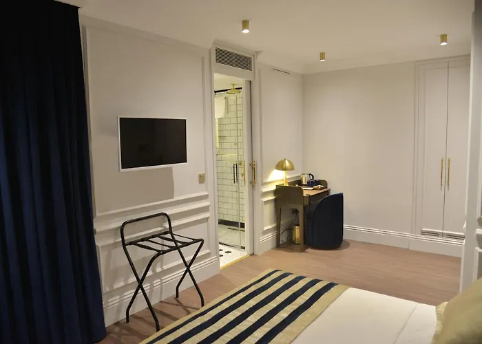A11 Hotel Exclusive